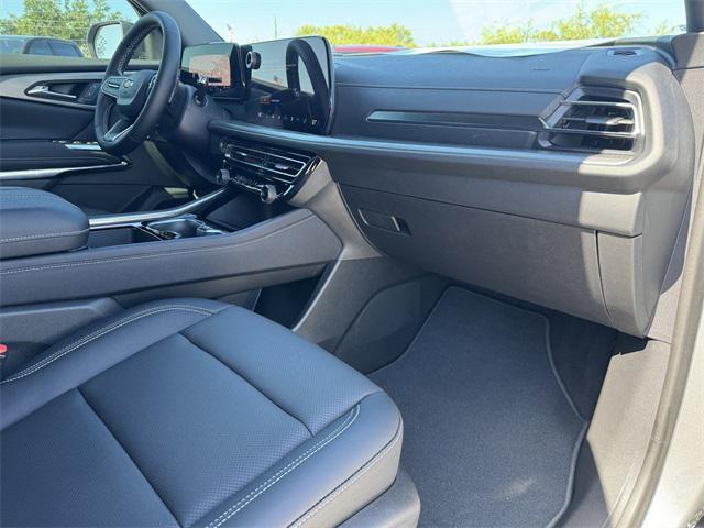 new 2025 Chevrolet Traverse car, priced at $42,680