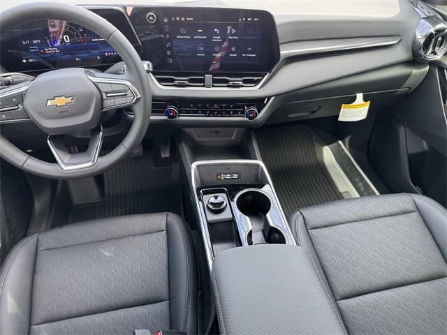 new 2026 Chevrolet Equinox car, priced at $31,770