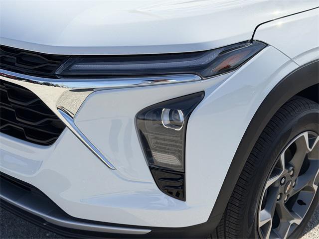 new 2026 Chevrolet Trax car, priced at $25,350