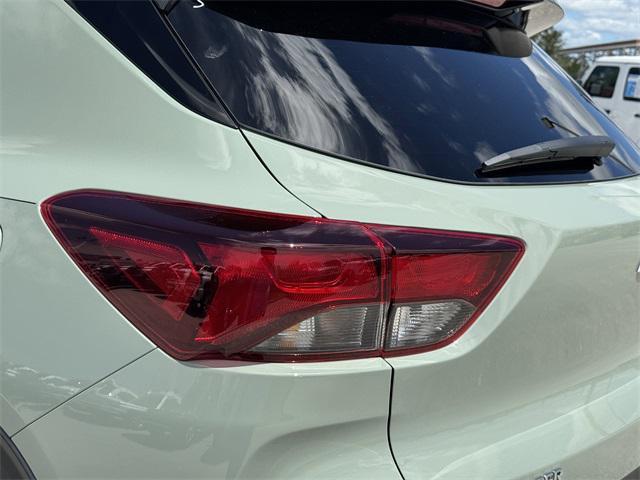 new 2026 Chevrolet TrailBlazer car, priced at $25,825