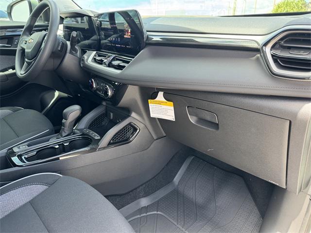 new 2026 Chevrolet TrailBlazer car, priced at $25,825