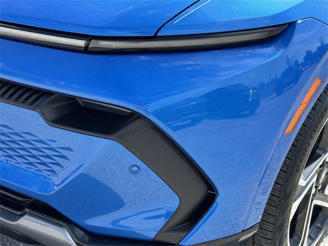 new 2025 Chevrolet Equinox EV car, priced at $50,234