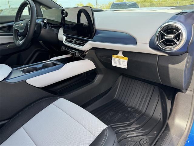 new 2025 Chevrolet Equinox EV car, priced at $50,234