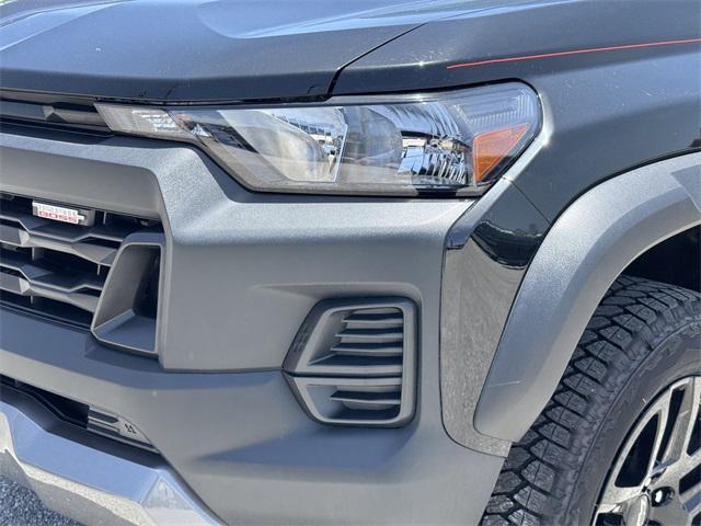 new 2025 Chevrolet Colorado car, priced at $45,595