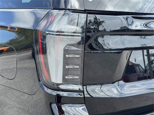 new 2025 Chevrolet Suburban car, priced at $82,994