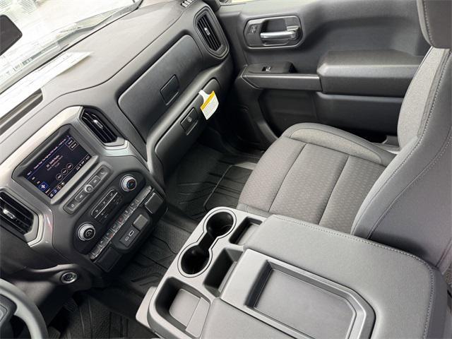 new 2025 Chevrolet Silverado 1500 car, priced at $40,925