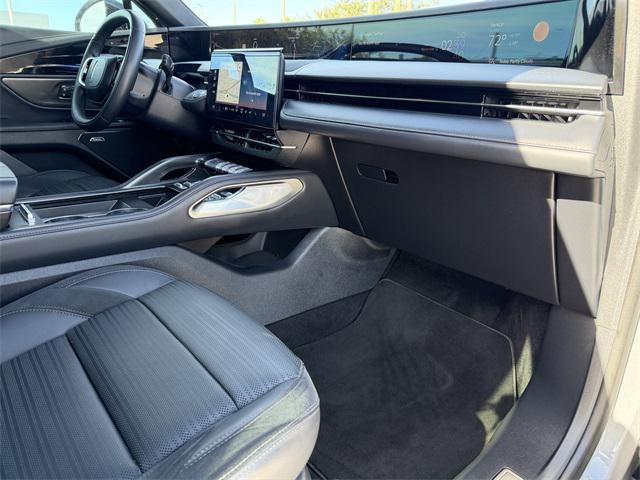 used 2024 Lincoln Nautilus car, priced at $54,995