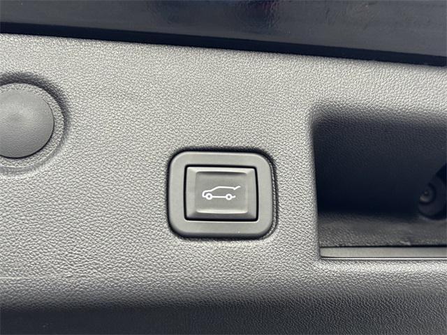 used 2024 Chevrolet Equinox car, priced at $21,144