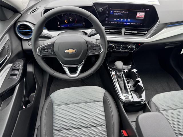 new 2025 Chevrolet Trax car, priced at $22,810