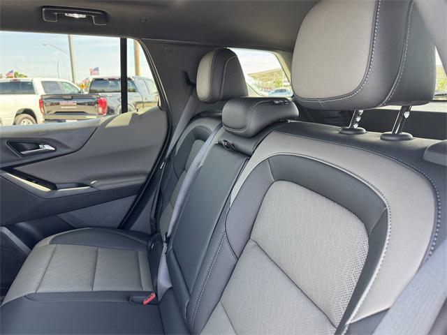 new 2025 Chevrolet Equinox car, priced at $32,700