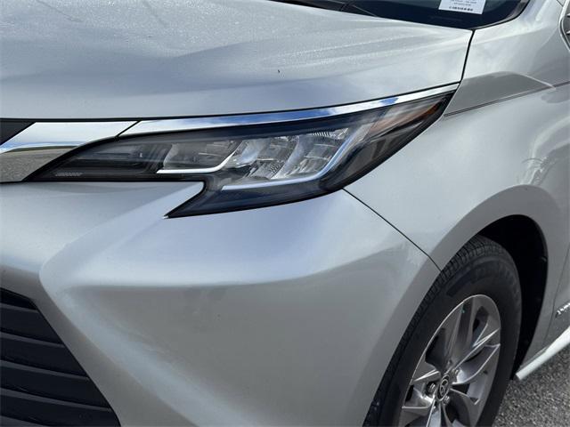 used 2021 Toyota Sienna car, priced at $35,652