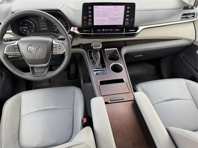used 2021 Toyota Sienna car, priced at $35,652