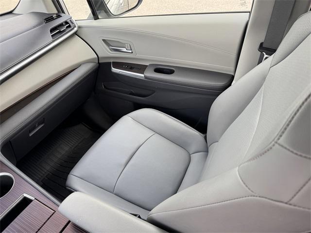 used 2021 Toyota Sienna car, priced at $35,652