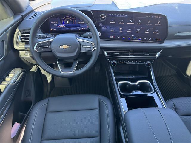 new 2025 Chevrolet Traverse car, priced at $43,143