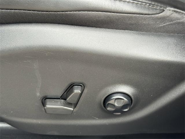 used 2021 Jeep Cherokee car, priced at $22,984