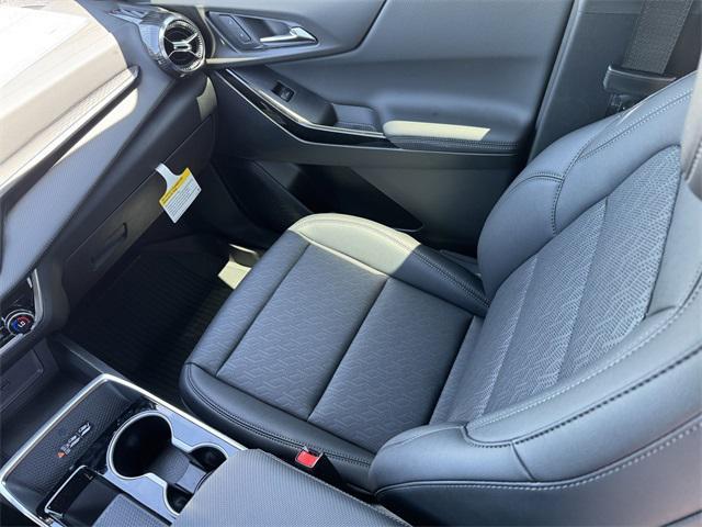 new 2025 Chevrolet Equinox car, priced at $30,085