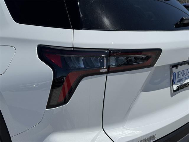 new 2025 Chevrolet Equinox car, priced at $30,085