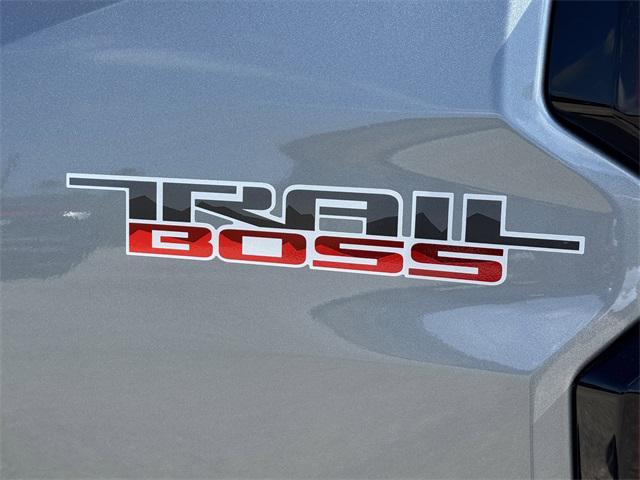 new 2025 Chevrolet Colorado car, priced at $45,915