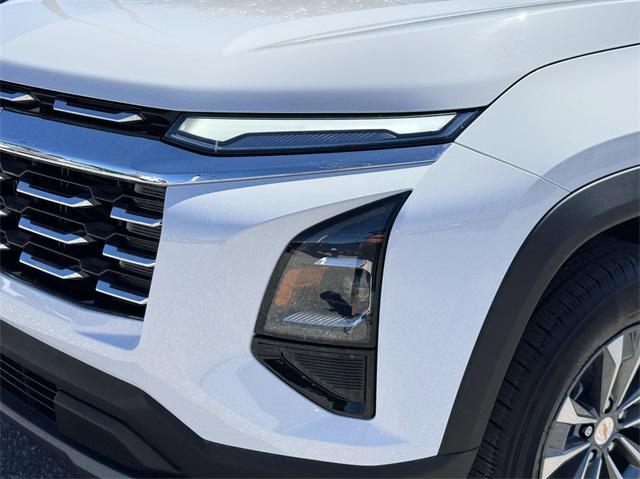 new 2025 Chevrolet Equinox car, priced at $31,905