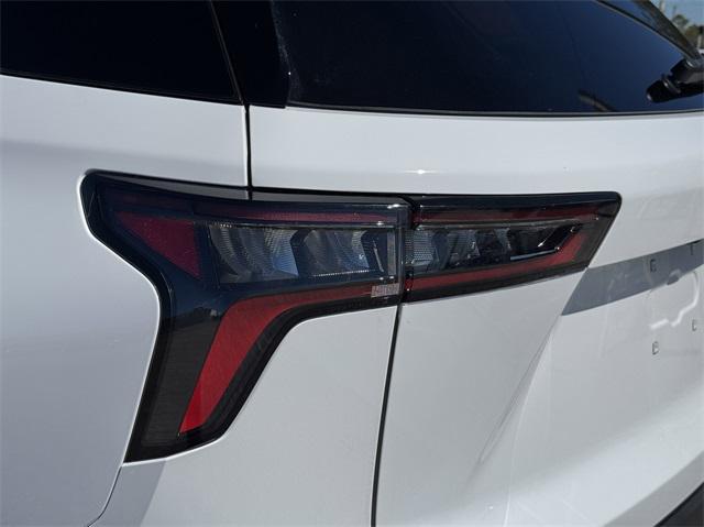 new 2025 Chevrolet Equinox car, priced at $31,905