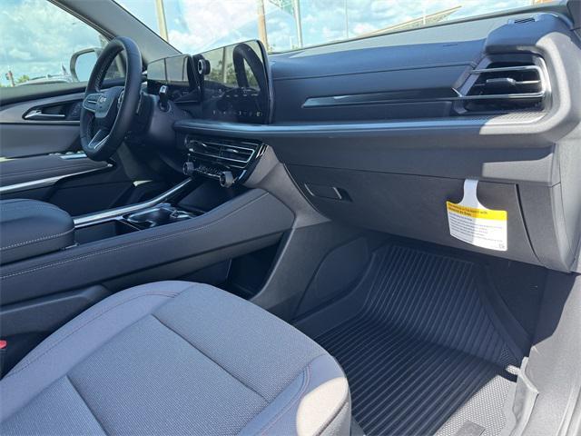 new 2025 Chevrolet Traverse car, priced at $40,425