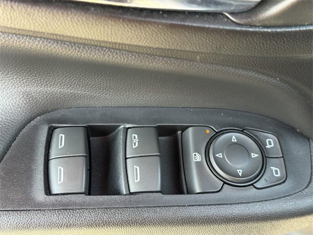 used 2019 Chevrolet Equinox car, priced at $22,995
