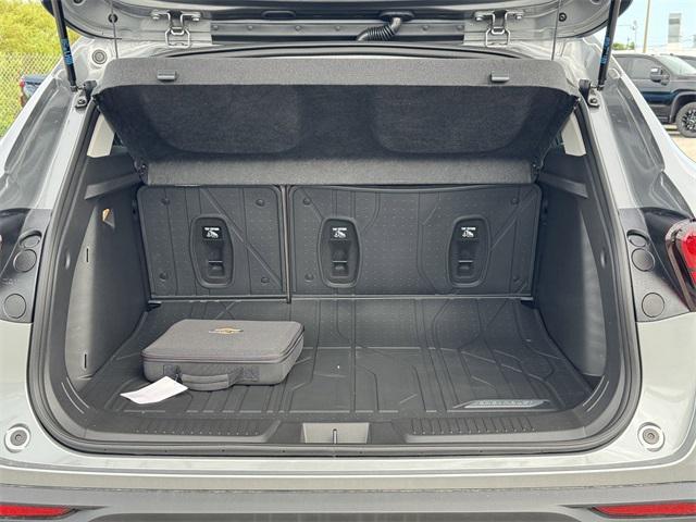new 2025 Chevrolet Trax car, priced at $23,790