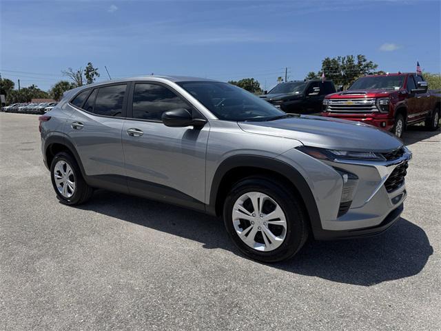 new 2025 Chevrolet Trax car, priced at $21,707