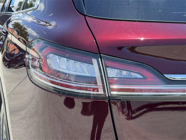 used 2022 Lincoln Nautilus car, priced at $37,299