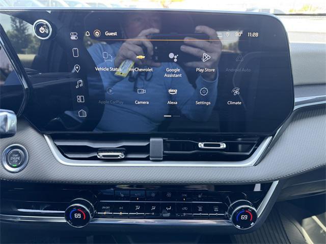 new 2025 Chevrolet Equinox car, priced at $31,665