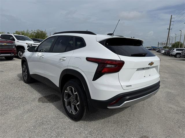 new 2025 Chevrolet Trax car, priced at $24,330