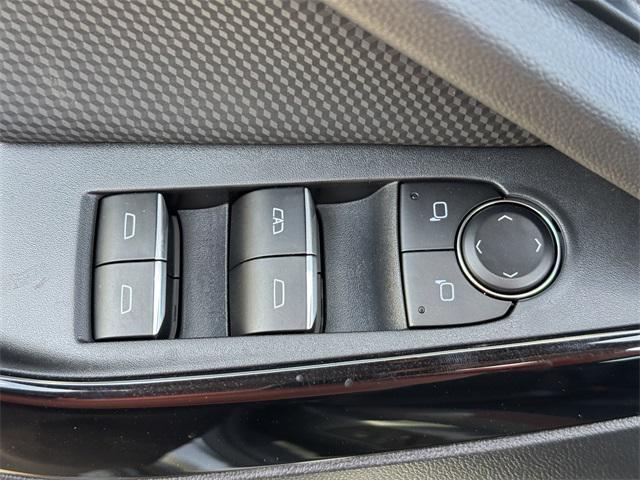 new 2025 Chevrolet Equinox car, priced at $33,693