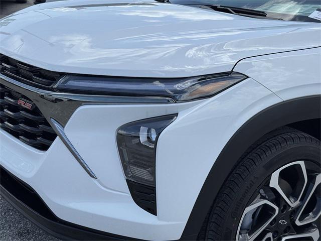 new 2025 Chevrolet Trax car, priced at $25,635
