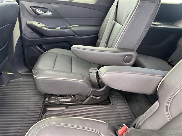 used 2023 Chevrolet Traverse car, priced at $37,890