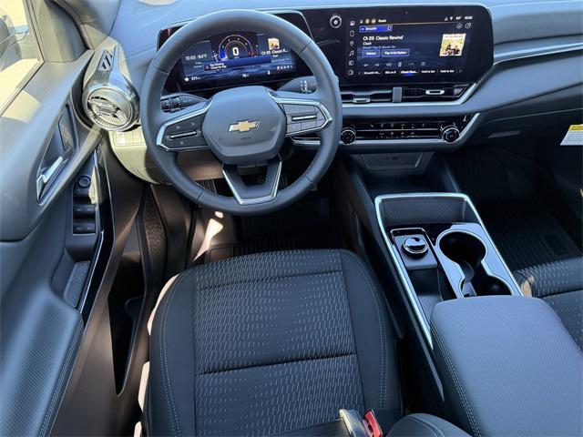 new 2026 Chevrolet Equinox car, priced at $27,433