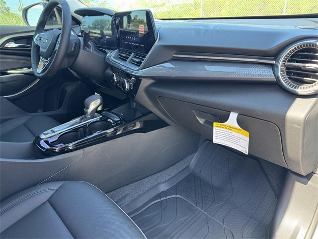 new 2025 Chevrolet Trax car, priced at $24,930