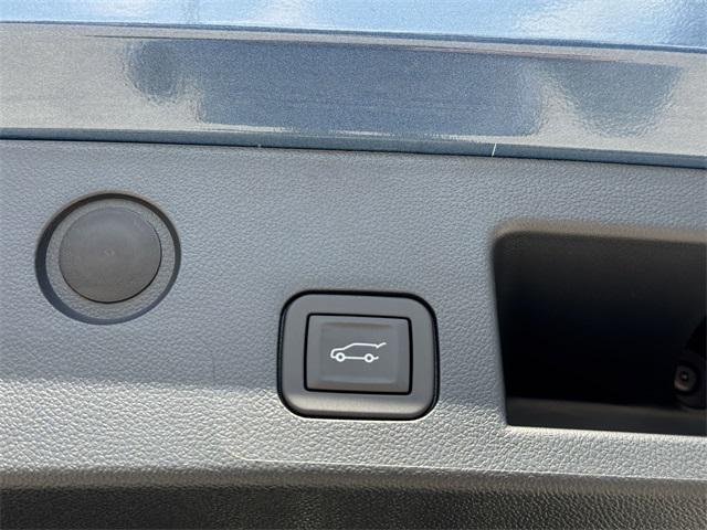 new 2025 Chevrolet Equinox car, priced at $30,085