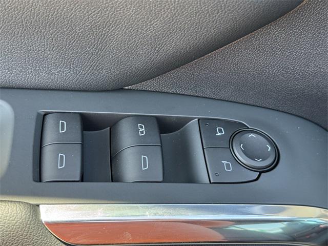new 2025 Chevrolet Traverse car, priced at $41,425