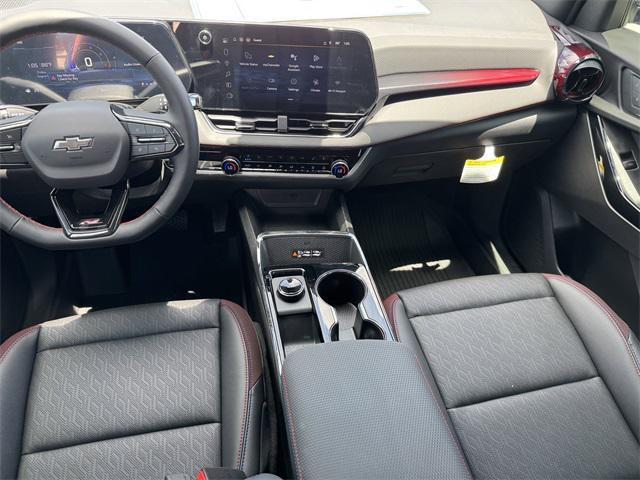 new 2026 Chevrolet Equinox car, priced at $33,095