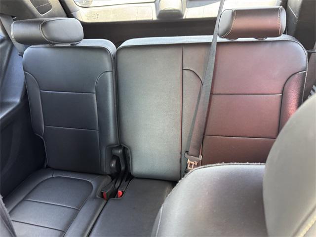 used 2023 Chevrolet Traverse car, priced at $30,764