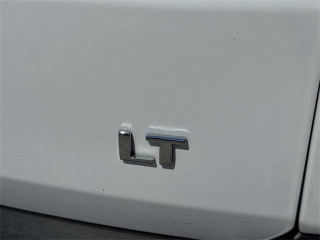 used 2023 Chevrolet Traverse car, priced at $30,764