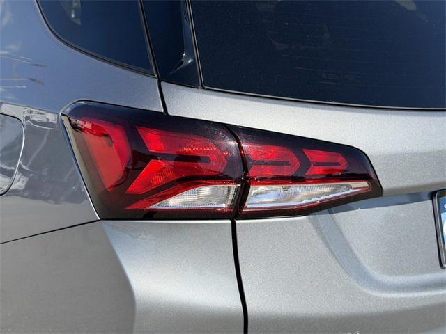 used 2024 Chevrolet Equinox car, priced at $22,831