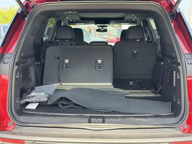 new 2025 Chevrolet Traverse car, priced at $45,581