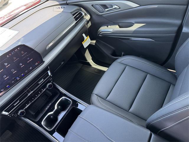 new 2025 Chevrolet Traverse car, priced at $45,581