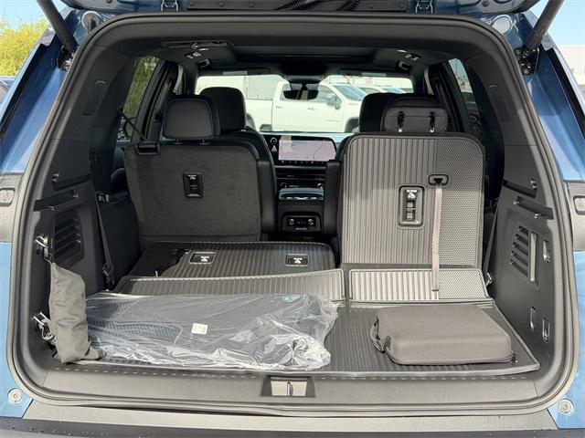 new 2026 Chevrolet Traverse car, priced at $46,259