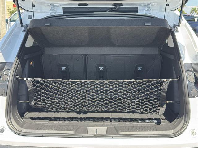 new 2025 Chevrolet Trax car, priced at $22,940