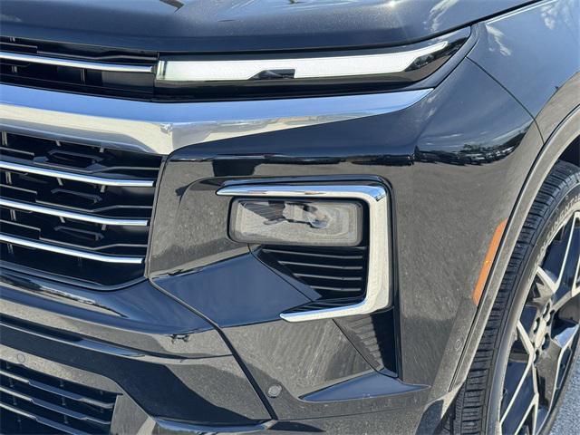 new 2025 Chevrolet Traverse car, priced at $54,382