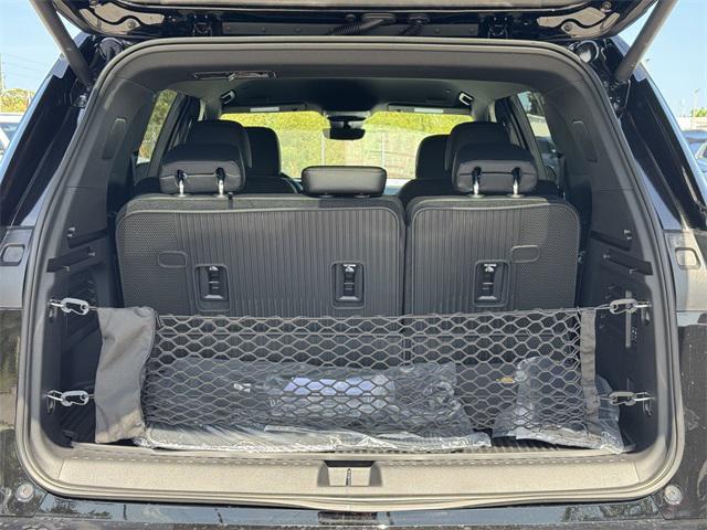 new 2025 Chevrolet Traverse car, priced at $54,382