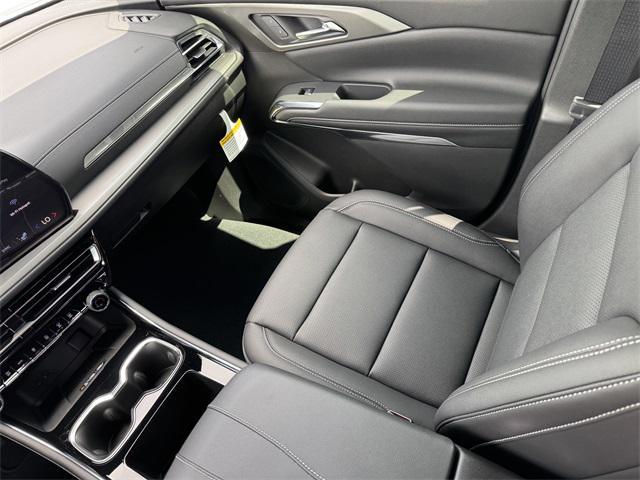 new 2025 Chevrolet Traverse car, priced at $42,960