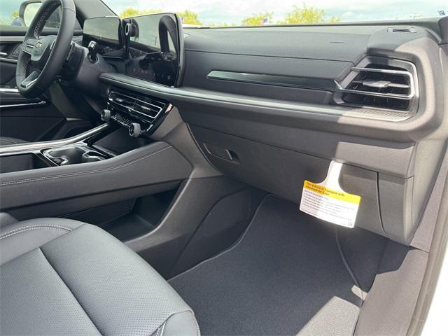 new 2025 Chevrolet Traverse car, priced at $42,960